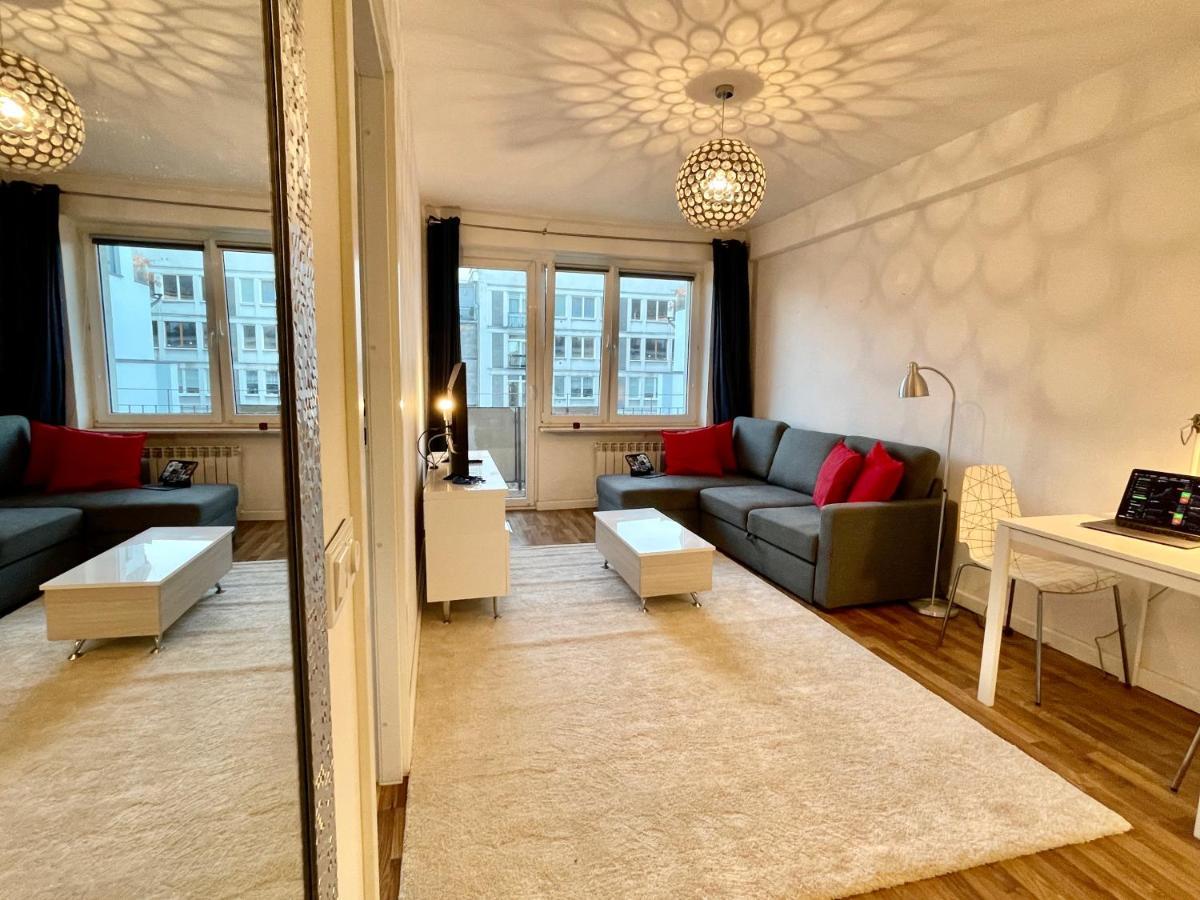 Appartamento Decor 2 Metro Fast Wifi 55'Tv Netflix Hbo Cozy Varsavia Esterno foto