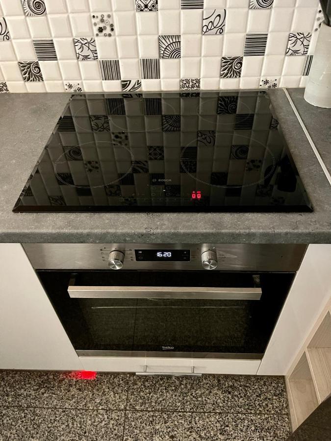 Appartamento Decor 2 Metro Fast Wifi 55'Tv Netflix Hbo Cozy Varsavia Esterno foto